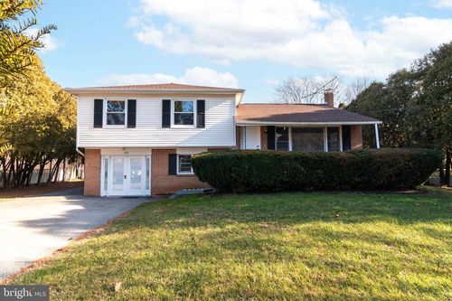 225 Sunnyside Rd, SMYRNA, DE, 19977-1739 | Card Image