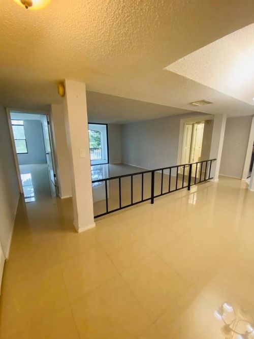 apt-2h-3760 Inverrary Dr, LAUDERHILL, FL, 33319-5157 | Card Image