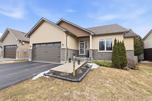 305 Raglan St, Brighton, ON, K0K1H0 | Card Image