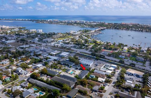 11-324 W Pine St, Lantana, FL, 33462-3170 | Card Image