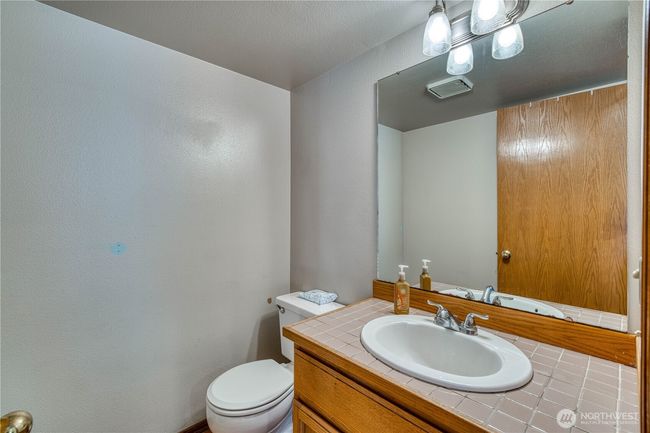 12281 Ridgepoint Cir Nw, House other with 4 bedrooms, 3 bathrooms and 3 parking in Silverdale WA | Image 18