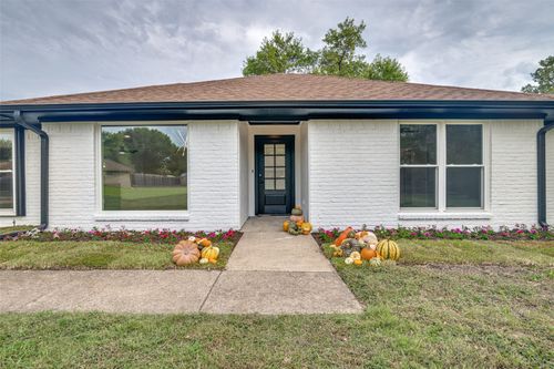 2006 Cornwall Ln, Sachse, TX, 75048-3654 | Card Image