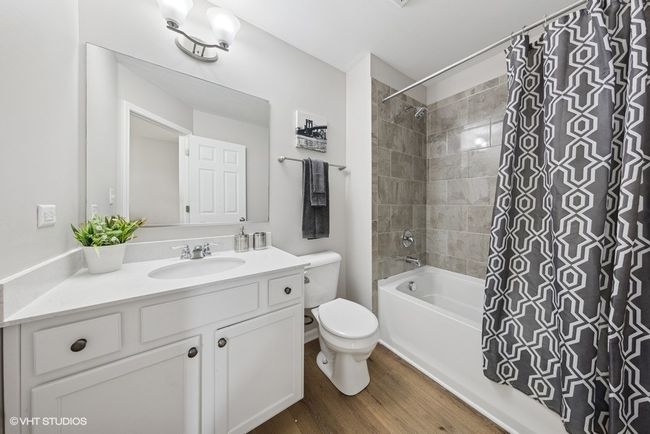 813 Paisley Ct, Townhouse with 3 bedrooms, 3 bathrooms and 2 parking in Naperville IL | Image 13