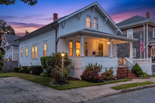 39 Junior St, New Bedford, MA, 02740-2437 | Card Image
