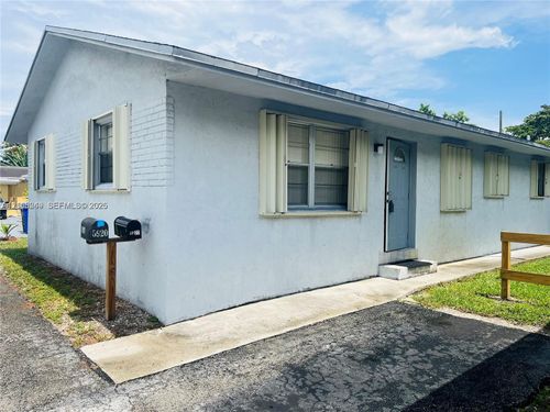 front-5920 Garfield St, Hollywood, FL, 33021-5155 | Card Image