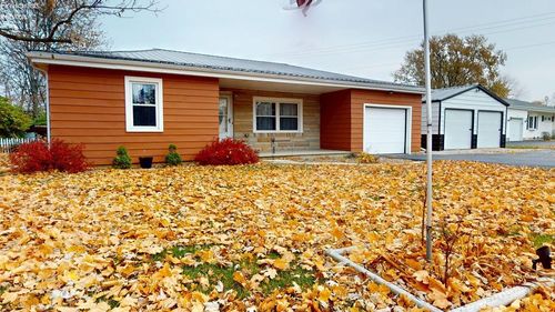 11265 W State Route 18, Fostoria, OH, 44830-3343 | Card Image