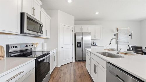 36432 W 102nd Pl, De Soto, KS, 66018-2203 | Card Image