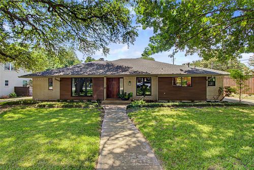 9357 Creel Creek Dr, Dallas, TX, 75228-4131 | Card Image