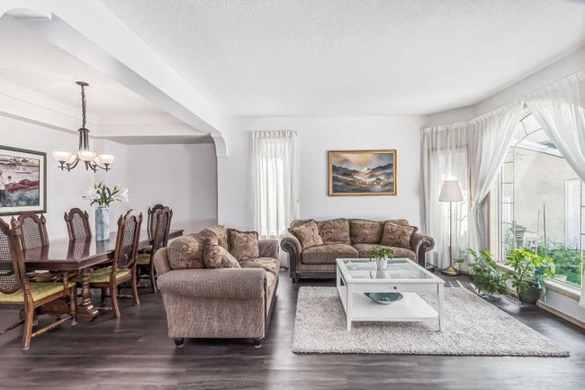 648 Scimitar Bay Nw, Home with 6 bedrooms, 4 bathrooms and 4 parking in Calgary AB | Image 18