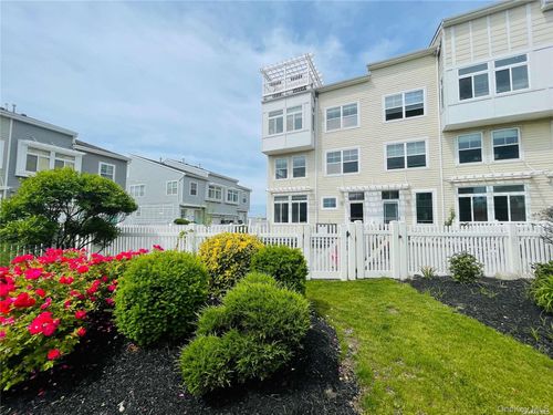 1-138 Beach 74th St, Arverne, NY, 11692-1276 | Card Image
