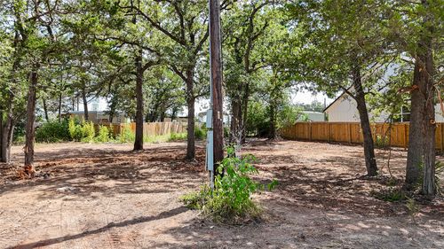 115 Eaglenest Ct, Smithville, TX, 78957-5322 | Card Image