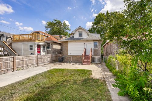 6535 26th Pl, Berwyn, IL, 60402-4701 | Card Image