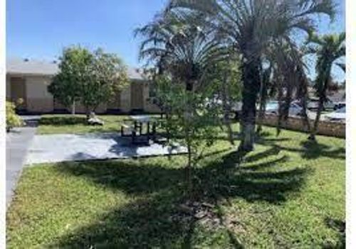 4-7511 Venetian St, Miramar, FL, 33023-2572 | Card Image