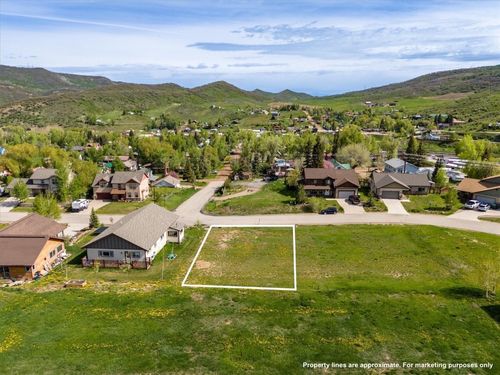140 Oak Ridge Cir, Oak Creek, CO, 80467-5030 | Card Image