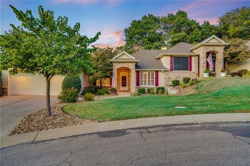 18 Brighton Ln, Bella Vista, AR, 72715-2369 | Card Image