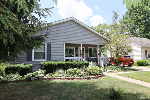 6500 Cooper St, Taylor, MI, 48180-1621 | Card Image
