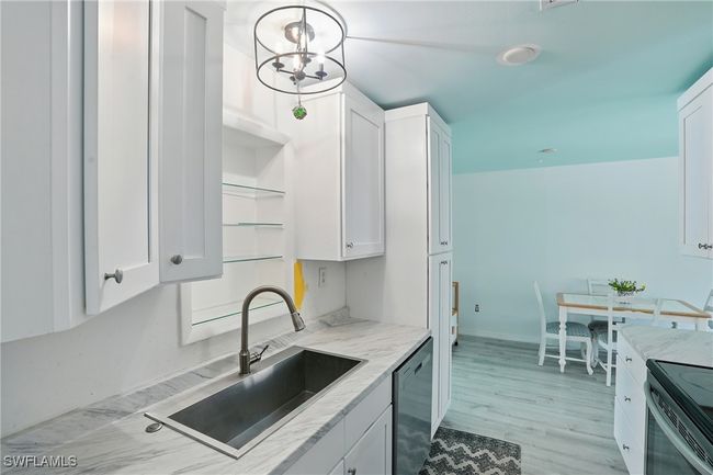 4011 Coconut Cir S, House other with 2 bedrooms, 2 bathrooms and null parking in NAPLES FL | Image 9