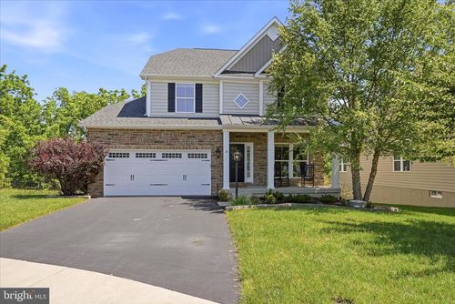 134 Atlantis Ln, LAKE FREDERICK, VA, 22630-2099 | Card Image
