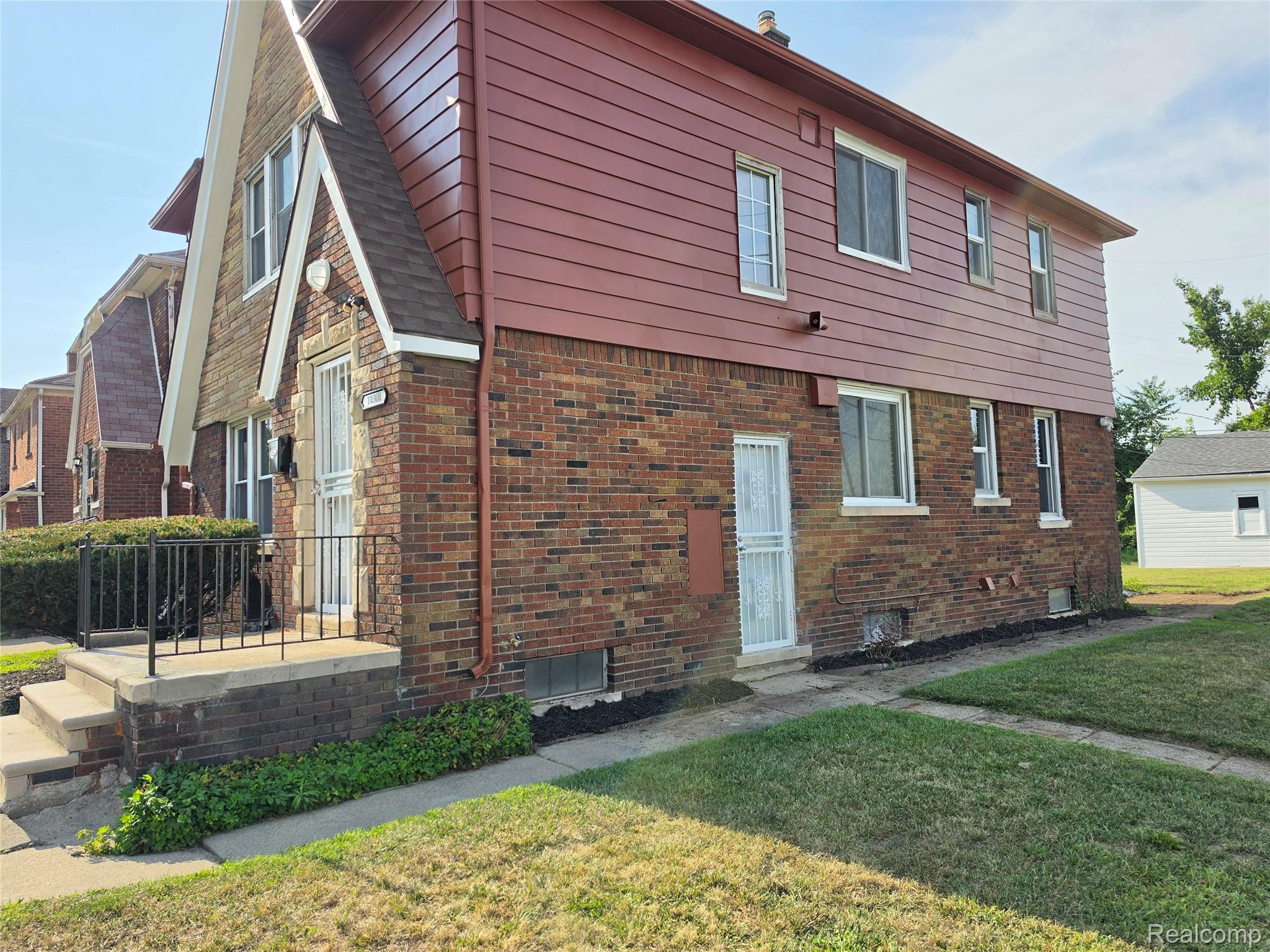 Residential in Detroit 5