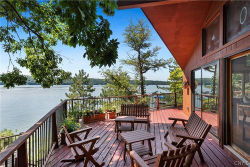 423 Wide Waters Lane, Niles, NY, 13021 | Card Image