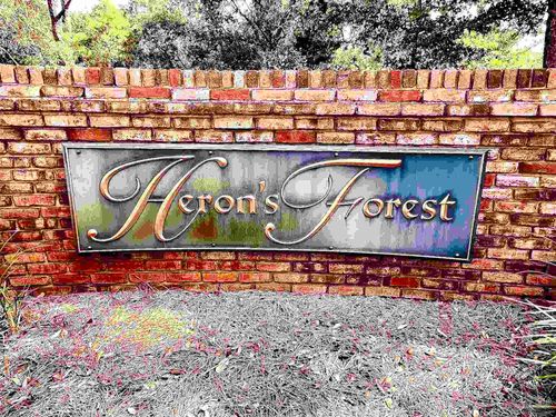 9925 Rail Cir, Pensacola, FL, 32507-7214 | Card Image