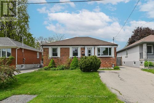 573 Exbury Cres, Mississauga, ON, L5G2P5 | Card Image