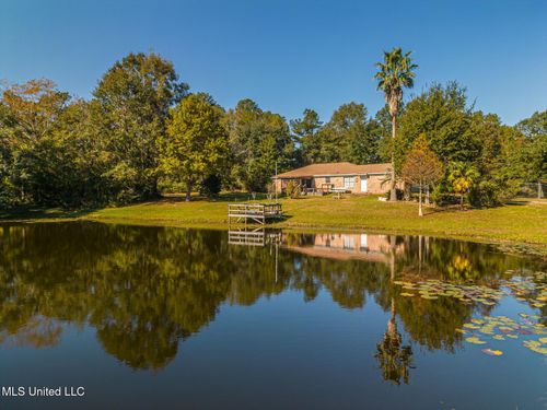 26193 Elmer Ladner Rd, Pass Christian, MS, 39571-2315 | Card Image