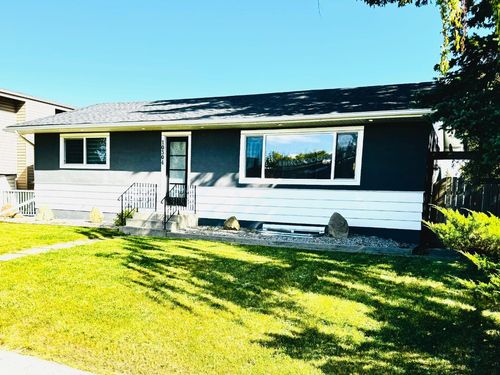 10304 Elbow Dr Sw, Calgary, AB, T2W1G1 | Card Image
