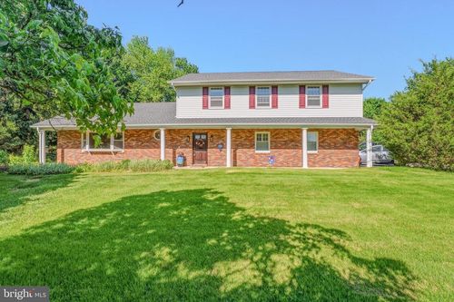2504 Burgundy Dr, FALLSTON, MD, 21047-2111 | Card Image
