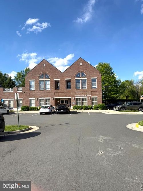 207-21135 Whitfield Pl, Sterling, VA, 20165-7279 | Card Image