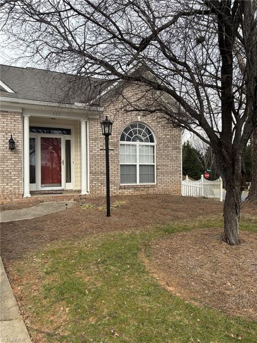 100 Riverwalk Ln, Jamestown, NC, 27282-9808 | Card Image