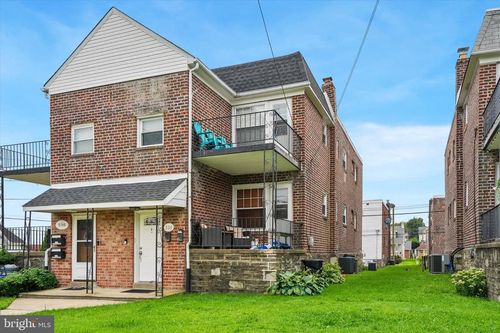 536 Hoffnagle St, Philadelphia, PA, 19111-1943 | Card Image