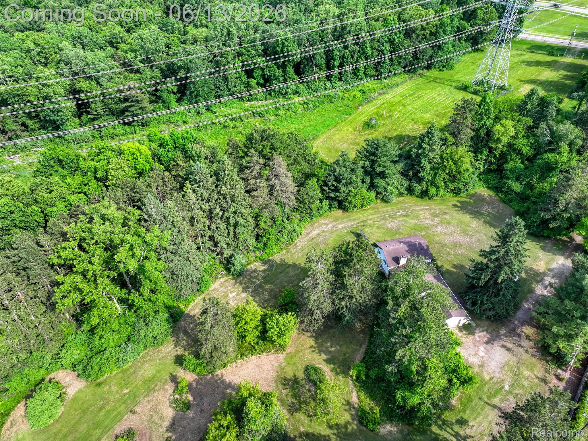 Residential in Commerce Charter Township 3