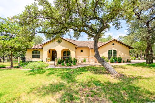 26511 Forest Link, New Braunfels, TX, 78132-4663 | Card Image
