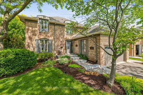 1229 Old Post Dr, Oakville, ON, L6M1A5 | Card Image