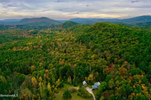 15 W Stockbridge Rd, Stockbridge, MA, 01262-9608 | Card Image