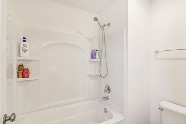 1342 Highpoint Ct, House other with 5 bedrooms, 5 bathrooms and 2 parking in Bartlett IL | Image 42