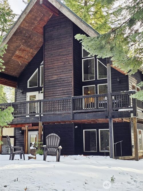 135 Rally Way, Easton, WA, 98925-5942 | Card Image