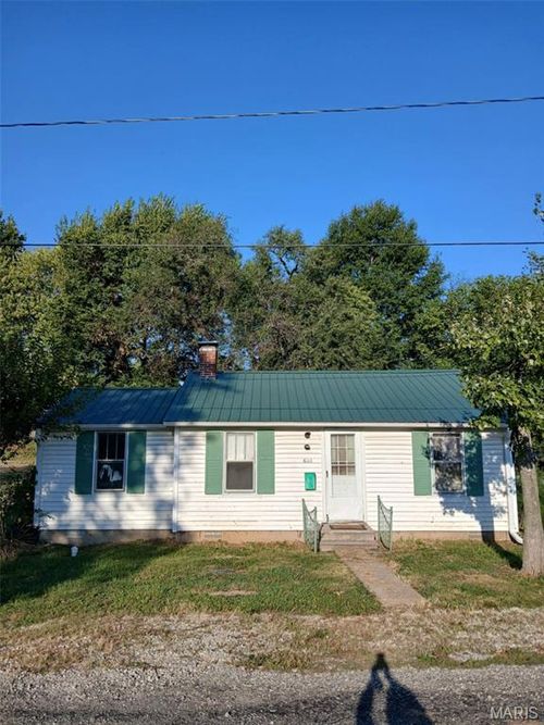 610 Burke Street, Jerseyville, IL, 62052 | Card Image