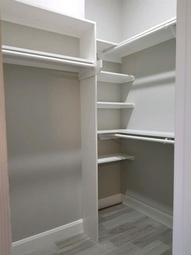 APT-1 - 1015 Blue Water Hwy, Condo with 2 bedrooms, 1 bathrooms and null parking in Surfside Beach TX | Image 11