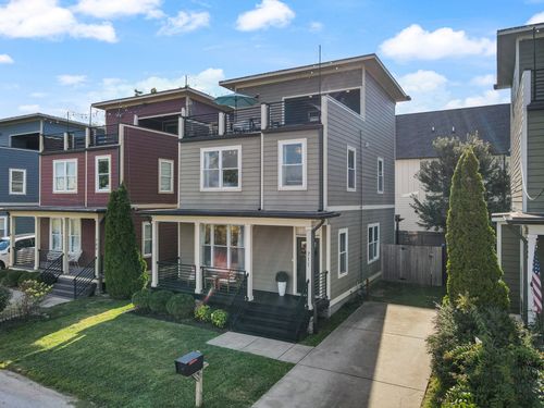 711 44th Ave N, Nashville, TN, 37209-2360 | Card Image