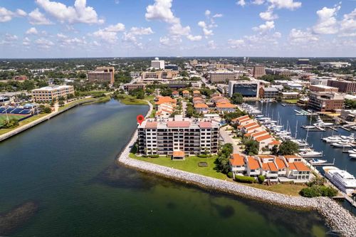 704 Port Royal Way, Pensacola, FL, 32502-5793 | Card Image