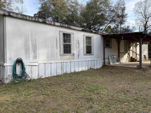 17282 Mcgehee Rd, Bogalusa, LA, 70427-8252 | Card Image