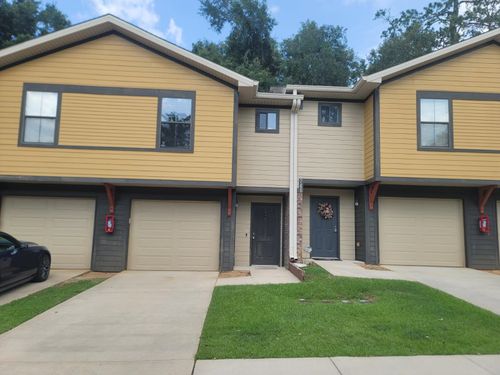 34-741 White Dr, Tallahassee, FL, 32304-2644 | Card Image