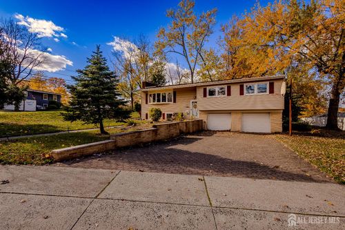 1 Hallo St, Edison, NJ, 08837-2762 | Card Image