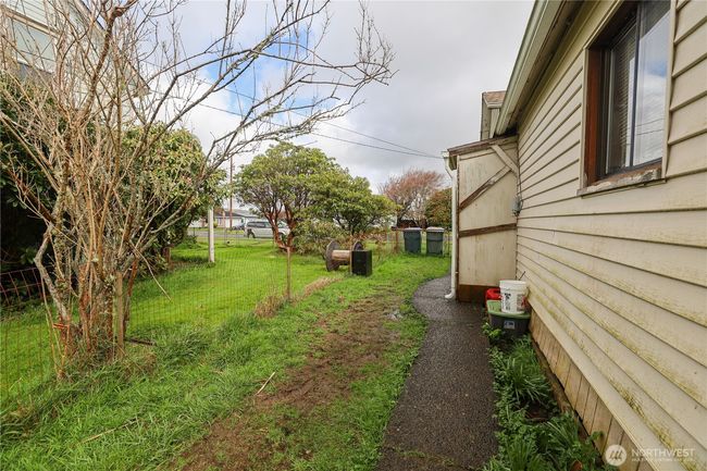 912 4 Th St, House other with 2 bedrooms, 1 bathrooms and 1 parking in Cosmopolis WA | Image 15