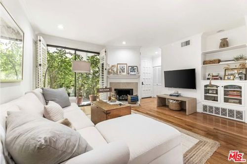 5-1108 18th Ave, Venice, CA, 90291-4112 | Card Image