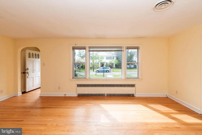 27 S State St, House other with 3 bedrooms, 2 bathrooms and null parking in VINELAND NJ | Image 8