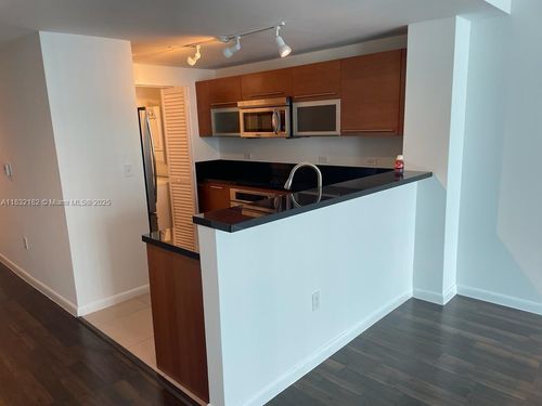 apt-2806-253 Ne 2nd St, Miami, FL, 33132-2299 | Card Image