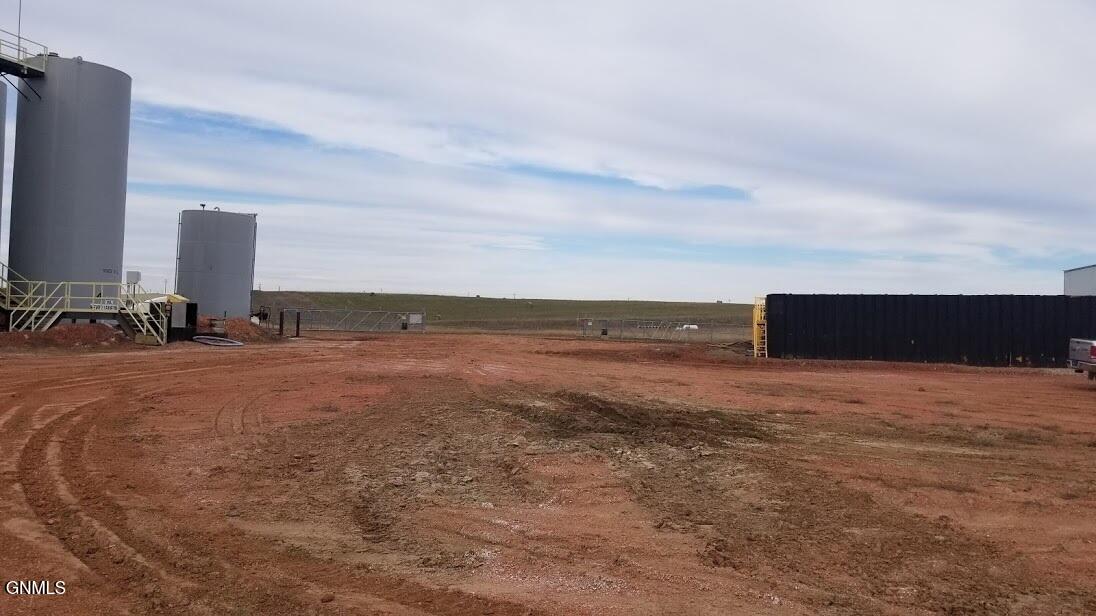 Commercial Sale in Killdeer 5